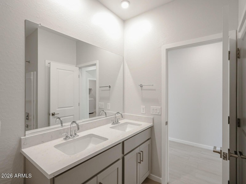 25_Rancho-Vista_New-Homes-for-Sale_Surpr