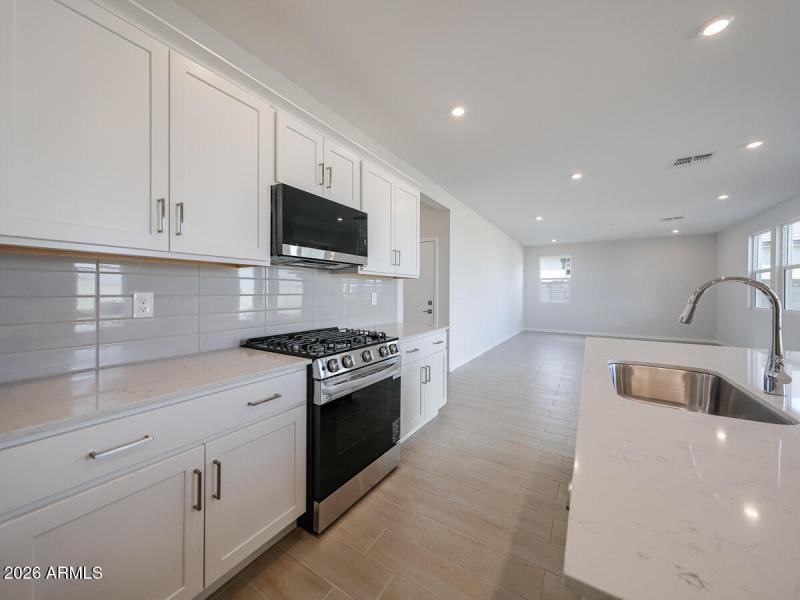 20_2-story-home_for-sale_Surprise_AZ-RVF