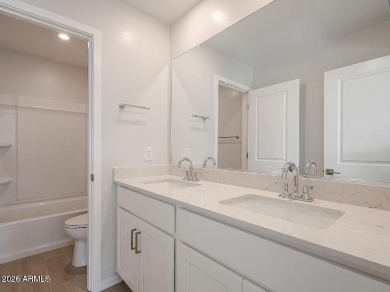 39_2-story-home_for-sale_Surprise_AZ-RVF