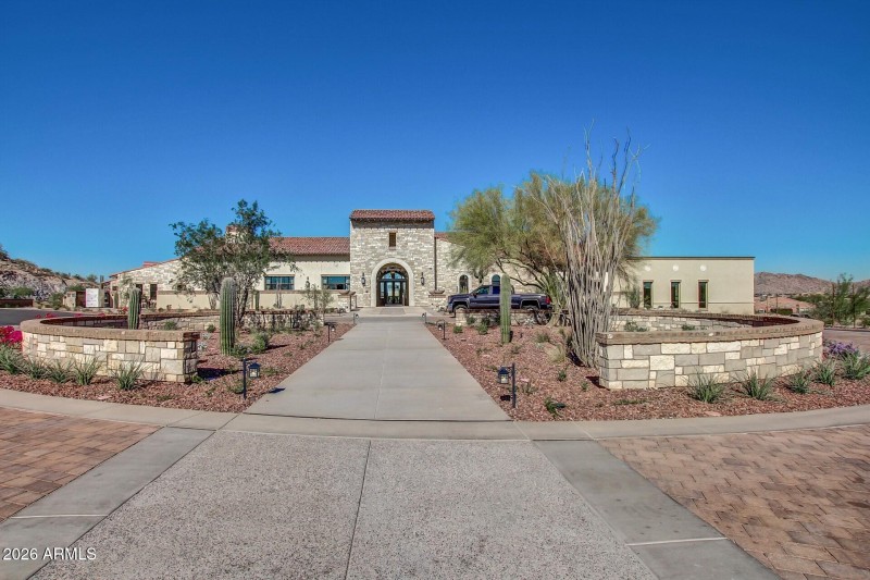 Estrella's Presidio Residents Club