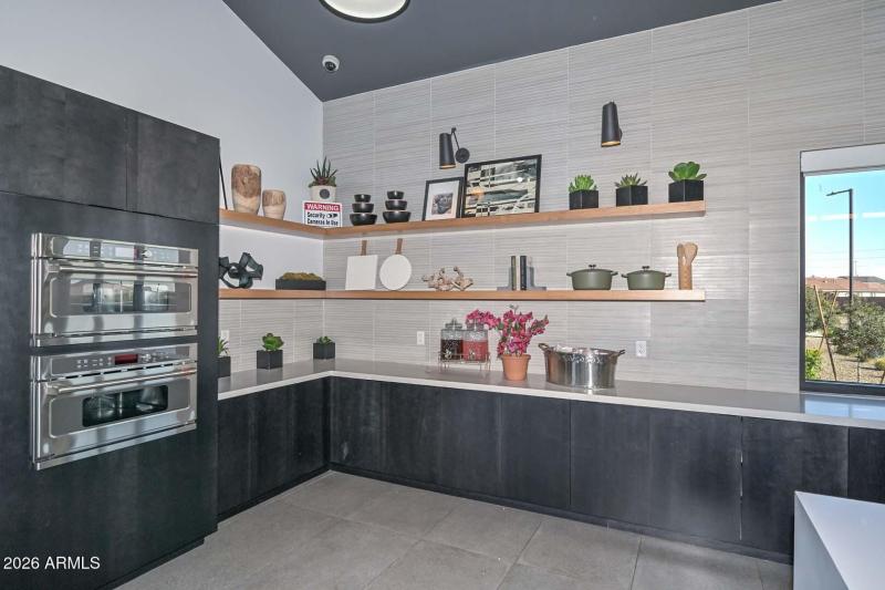 Community Clubhouse Kitchen2