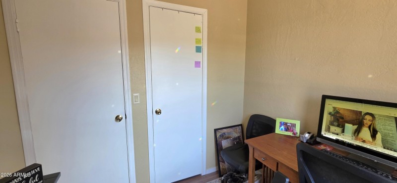 1324 North Saddleback Circle