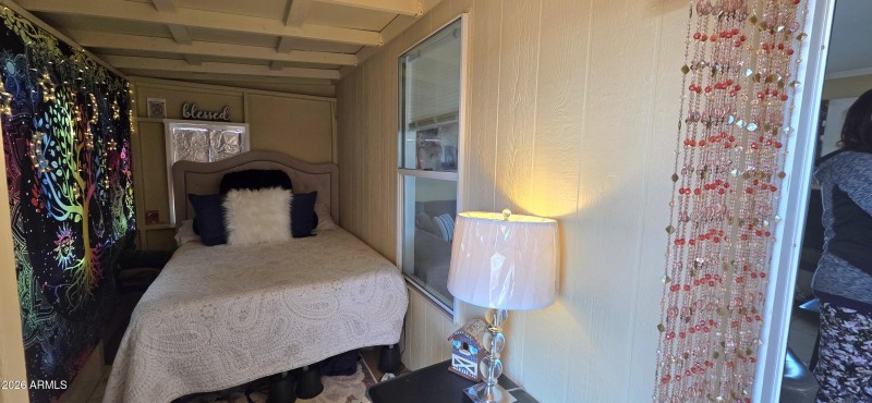 1324 North Saddleback Circle