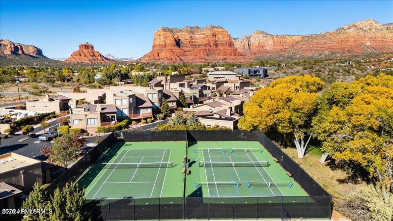 Tennis Courts Cyn Mesa CC