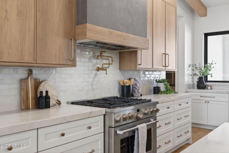 24-web-or-mls-020_REK00685