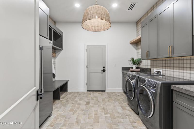 26-web-or-mls-023_REK00700