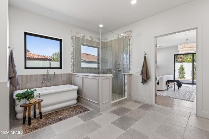 35-web-or-mls-035_REK00770