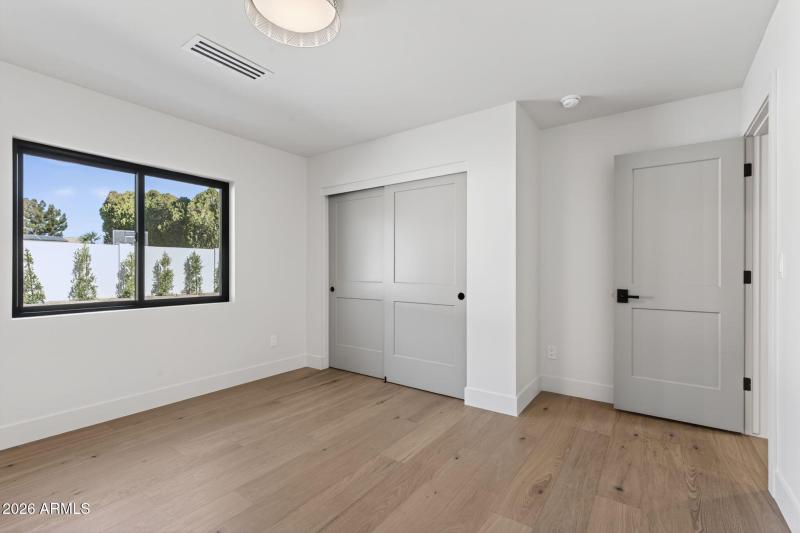 45-web-or-mls-046_REK00825