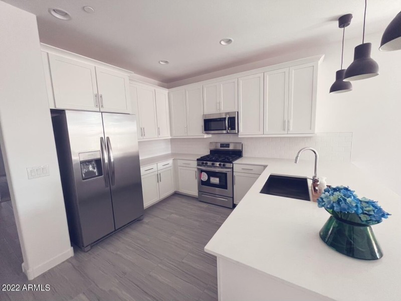 9D3600DD-C316-4B5A-BF15-52C5C8D297B3