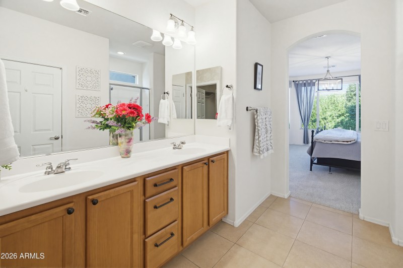 26864 W Piute Ave-14