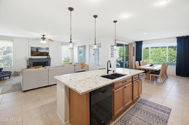 26864 W Piute Ave-19