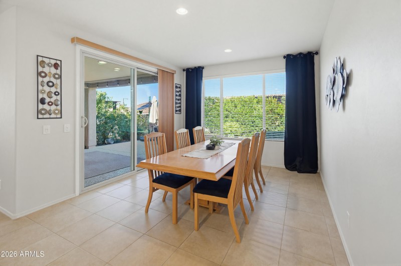 26864 W Piute Ave-25