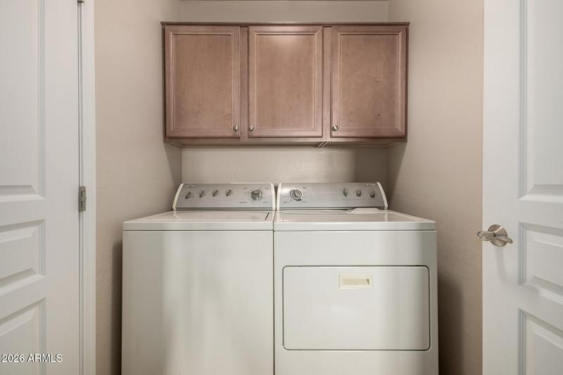 Washer/Dryer Included