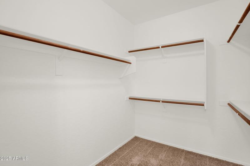 26-web-or-mls-7431 E Norwood St-24