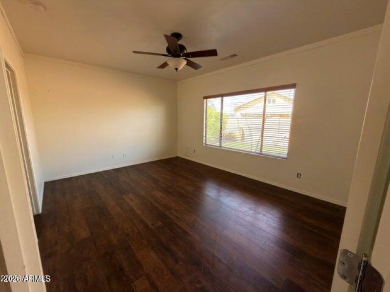 20251017232458293242000000-o