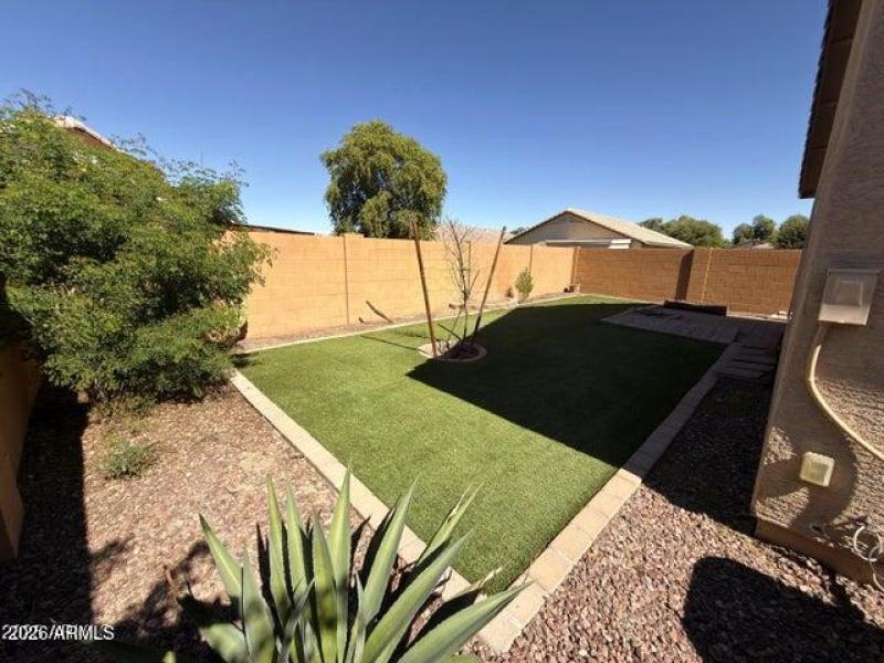 20251017232506482897000000-o