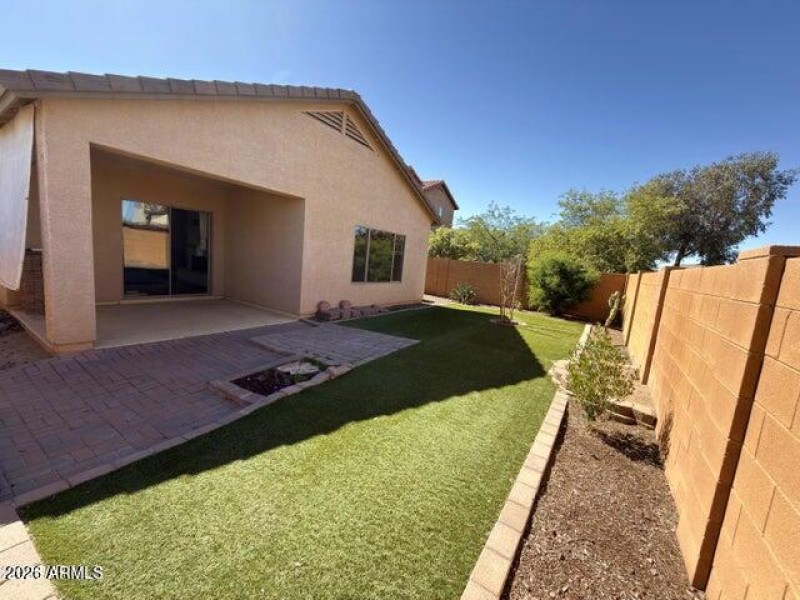 20251017232530911269000000-o