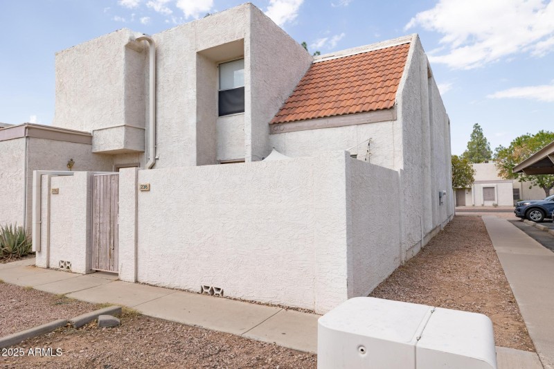 Glendale Home (5 of 29)