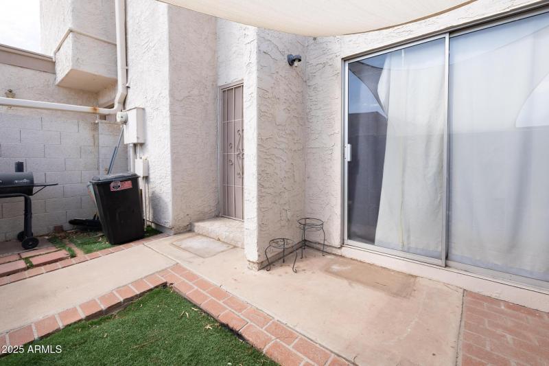 Glendale Home (11 of 29)