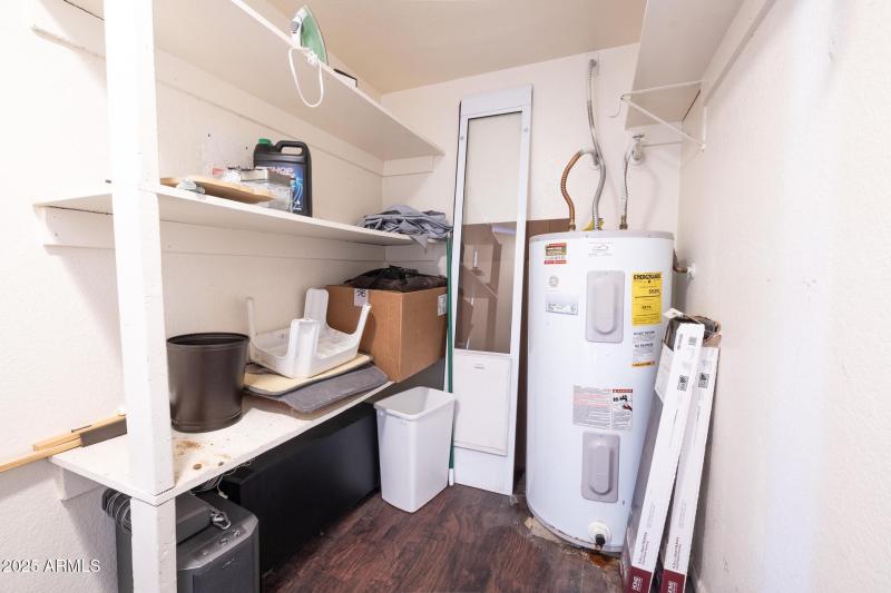 Glendale Home (14 of 29)