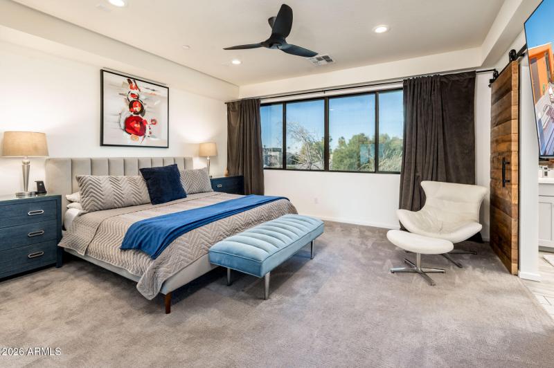 4416 N 27th Way - MLS-24