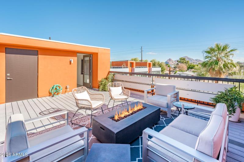 4416 N 27th Way - MLS-46