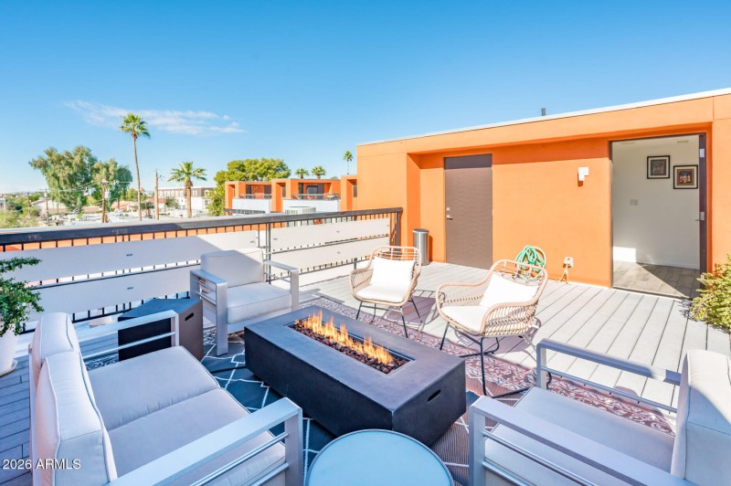 4416 N 27th Way - MLS-47