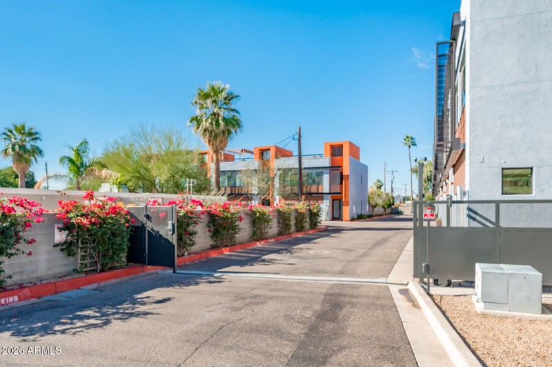 4416 N 27th Way - MLS-58