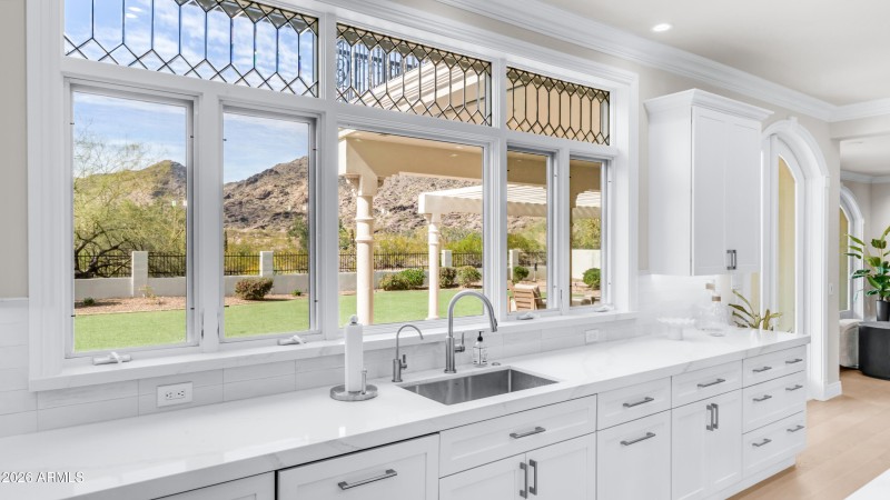 Gourmet Kitchen Amazing Mountain Views