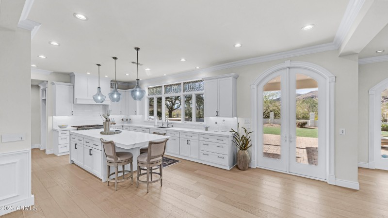 Gourmet Kitchen Stunning Views