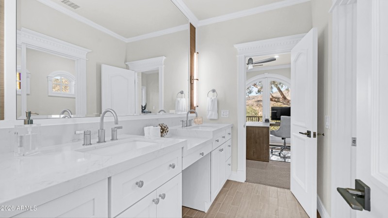 Bedroom 1 & 2 Custom Jack And Jill