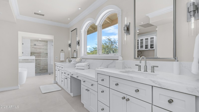 Elegant Master Bathroom