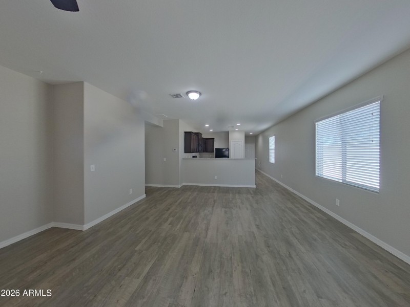 2_pc_D7qU5RZNbG_fM7Oz22le0_layout_0