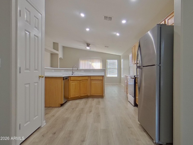 5_pc_4x62K9knvg_g3FNf98X4Y_other_room_fY