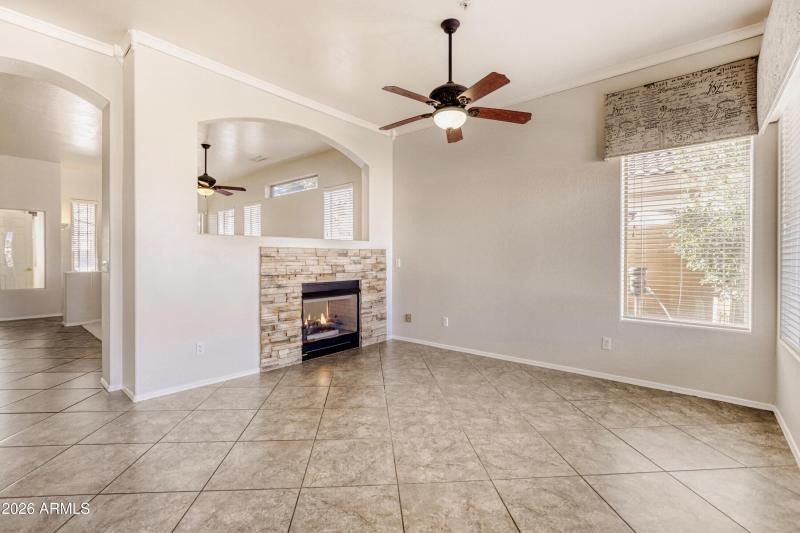 14409 Century Dr - MLS Sized - 008 - 08