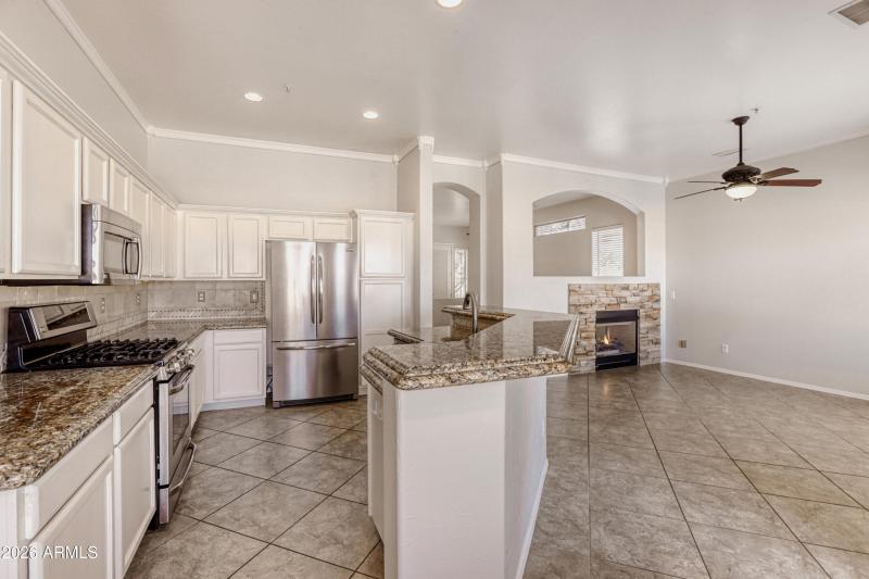 14409 Century Dr - MLS Sized - 010 - 10