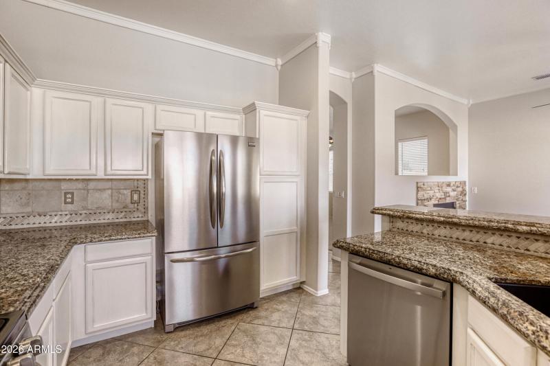 14409 Century Dr - MLS Sized - 011 - 11