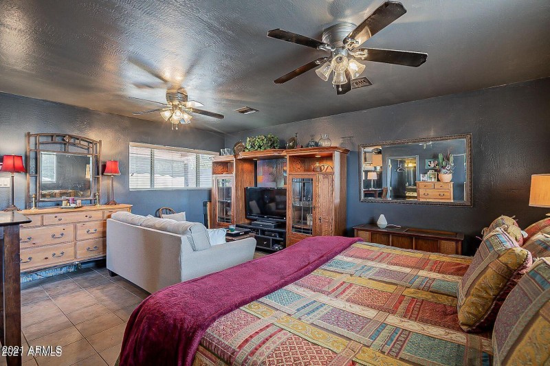 Casita Living Room 2