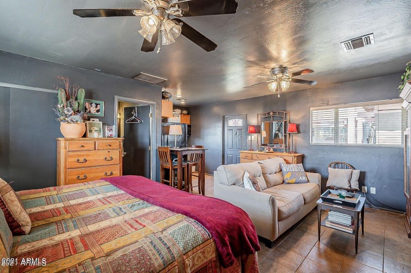 Casita Looking at Front Door