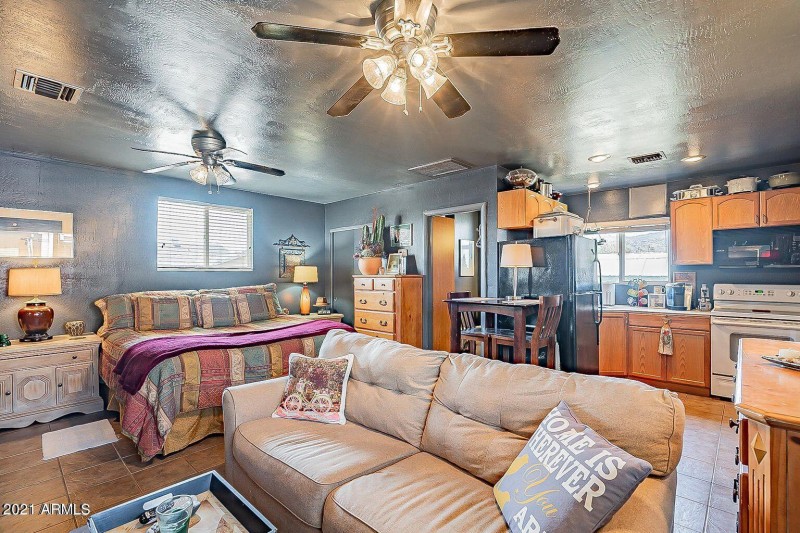 Living and Kitchen Casita