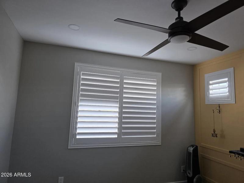 32129 N 126TH AVE 18