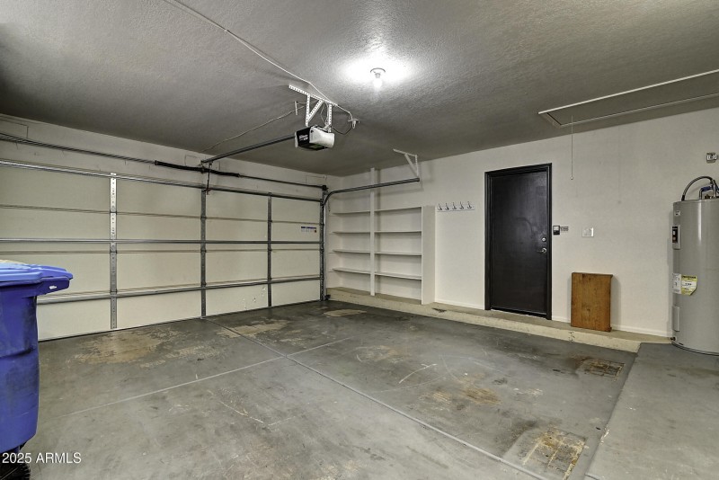 14004 N Sussex Pl (39)