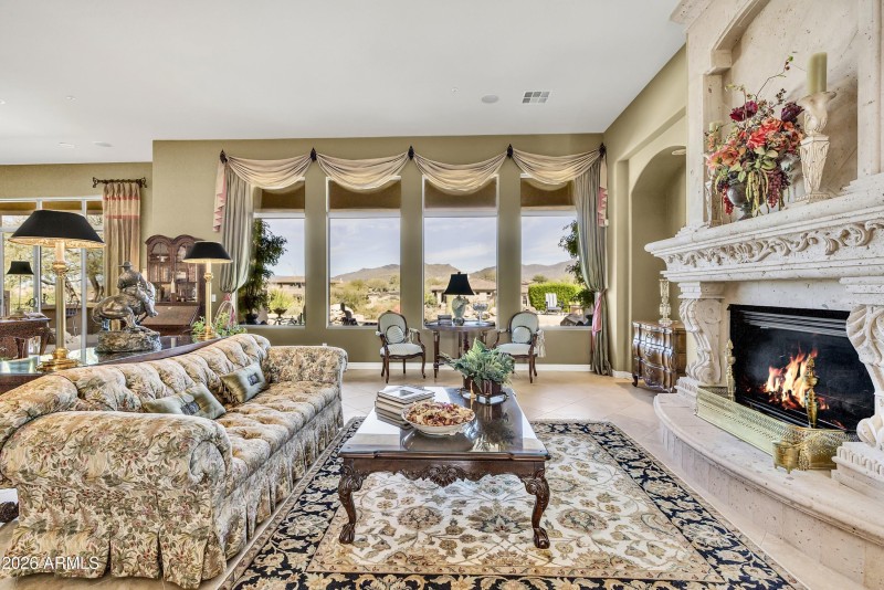 Living Room Retreat with Mountain Views