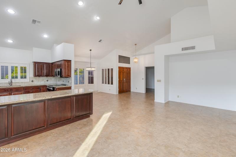 OPEN CONCEPT LIVING AREA