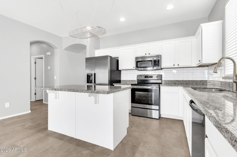 18286 E La Posada Ct, Gold Canyon