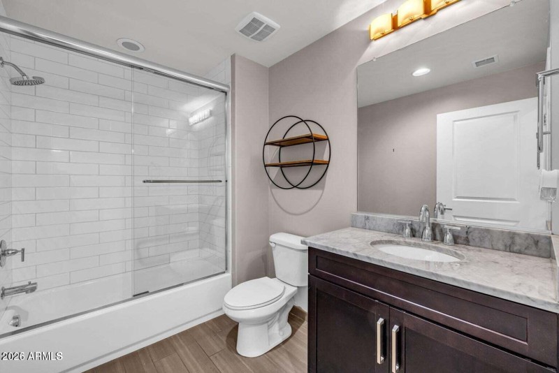 20251018220811708460000000-o