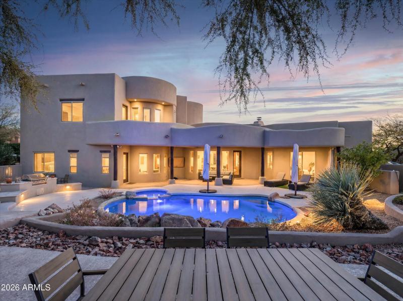 04-Reshoot10918ESutherlandWay-3