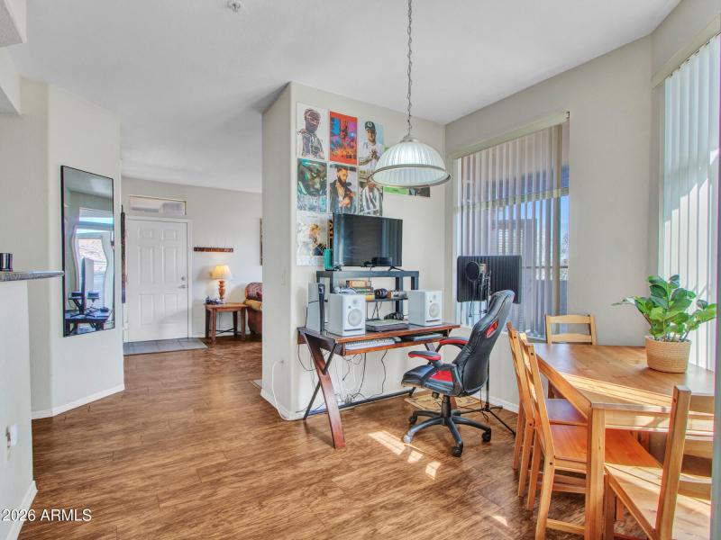 04-breakfast-nook-(2)