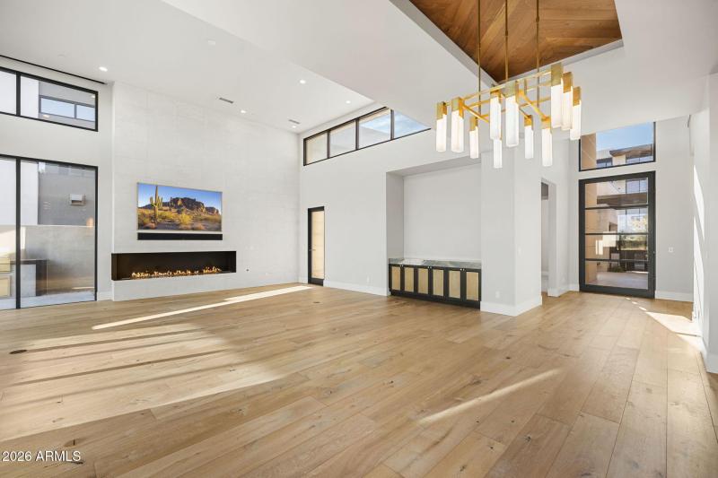 10-web-or-mls-4863-ascent-dr