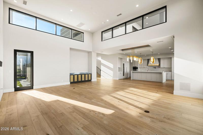 14-web-or-mls-4863-ascent-dr